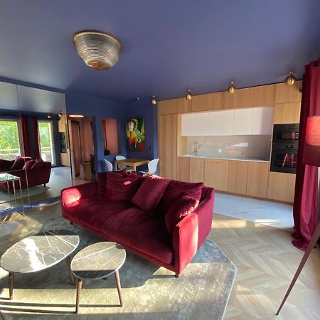 Ferienwohnung Luxury Paris La Vie En Rose Jacuzzi Terrasse Parking Exterior foto