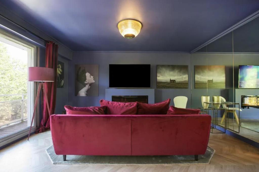 Ferienwohnung Luxury Paris La Vie En Rose Jacuzzi Terrasse Parking Exterior foto