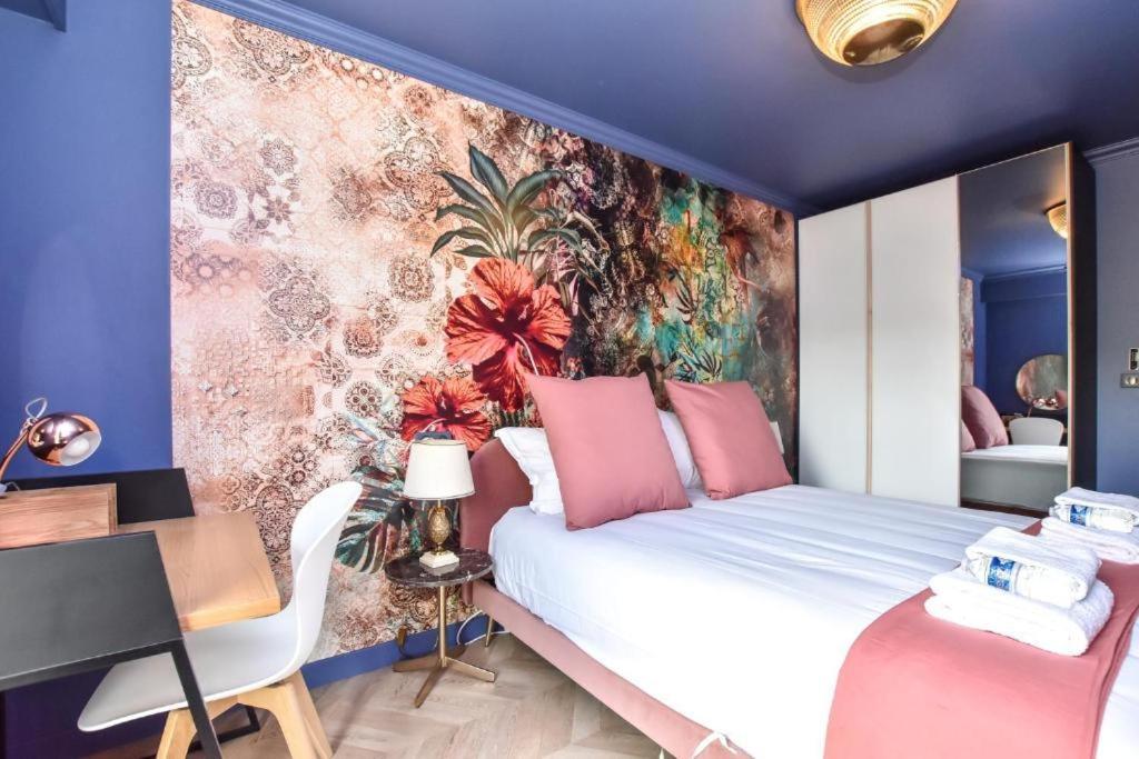Ferienwohnung Luxury Paris La Vie En Rose Jacuzzi Terrasse Parking Exterior foto