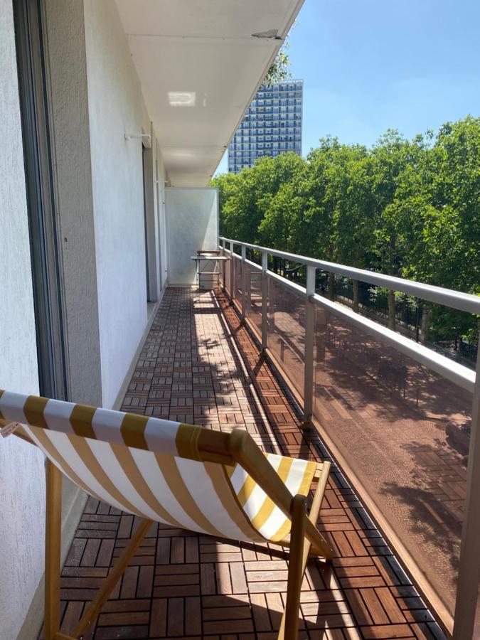 Ferienwohnung Luxury Paris La Vie En Rose Jacuzzi Terrasse Parking Exterior foto